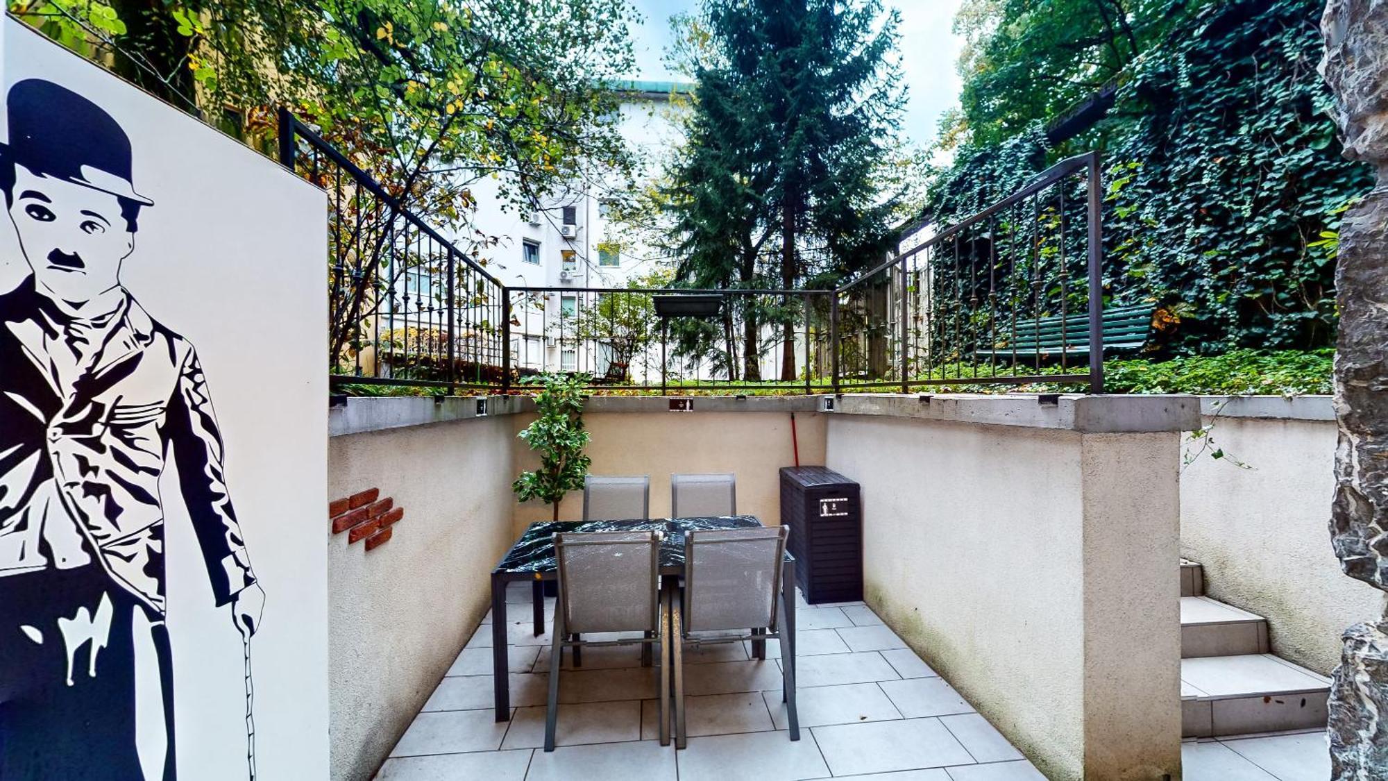 Chaplin Apartment - Free Garage Parking ليوبليانا المظهر الخارجي الصورة